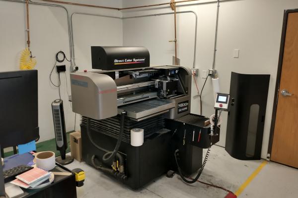 Large DCS Digital Printer inside Avalis Wayfinding facility